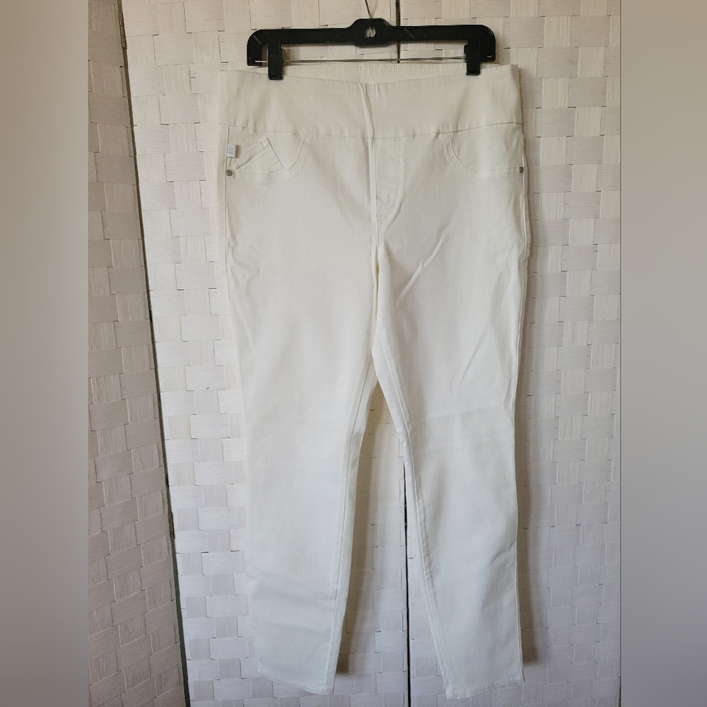 Rock & Republic White Pull On Style Jeans 16 Demin Rx Fever